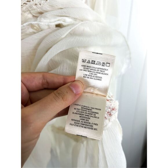 Anthropologie Akemi + Kin Lindy Popover Top Eyelet Embroidery White Pink Flowy S - Picture 11 of 15